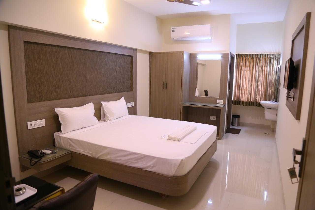 Hotel Gokulgrande Erode Extérieur photo