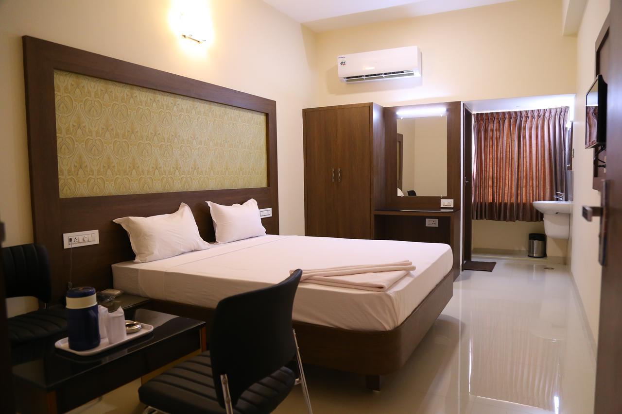 Hotel Gokulgrande Erode Extérieur photo