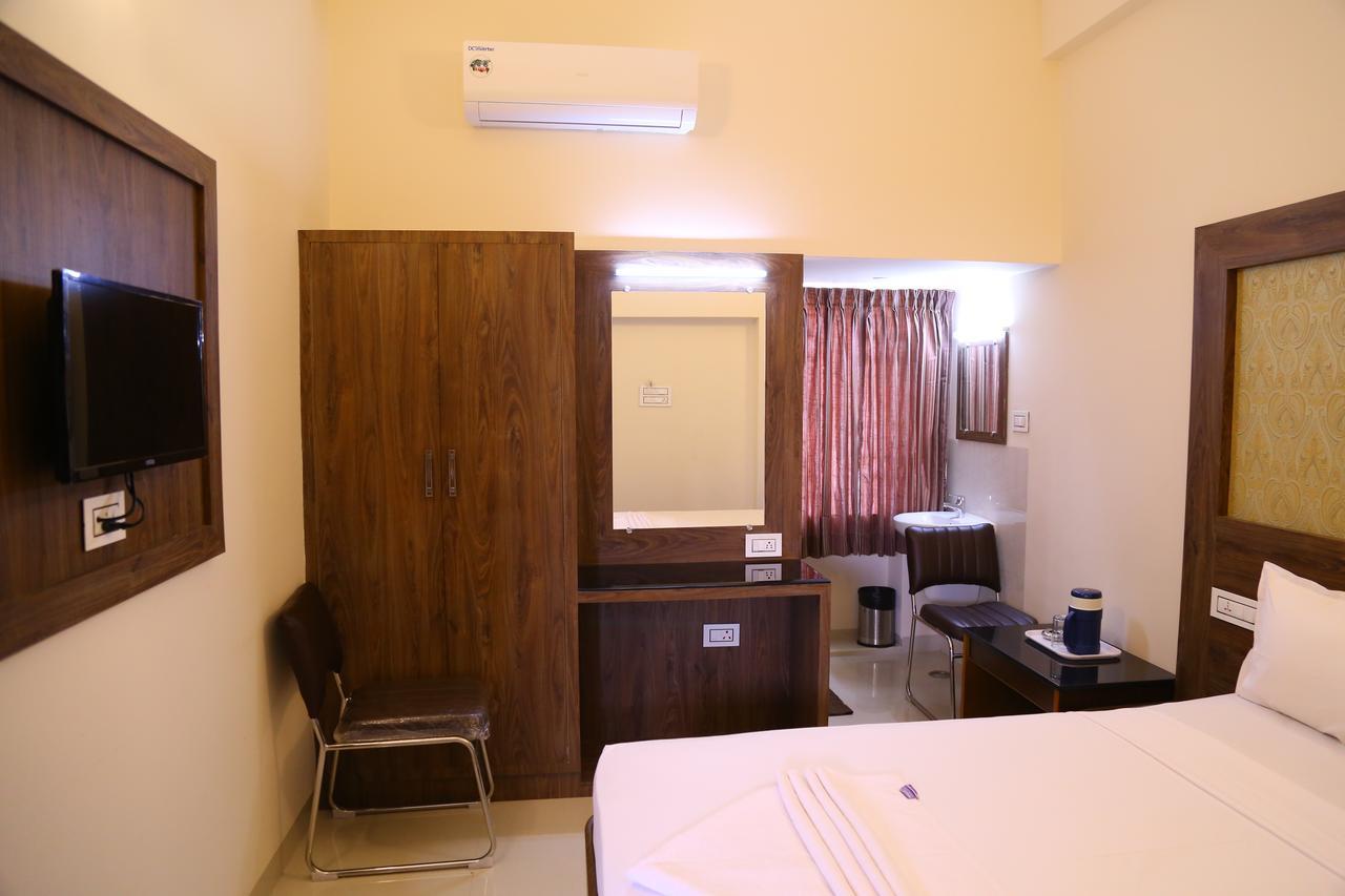 Hotel Gokulgrande Erode Extérieur photo