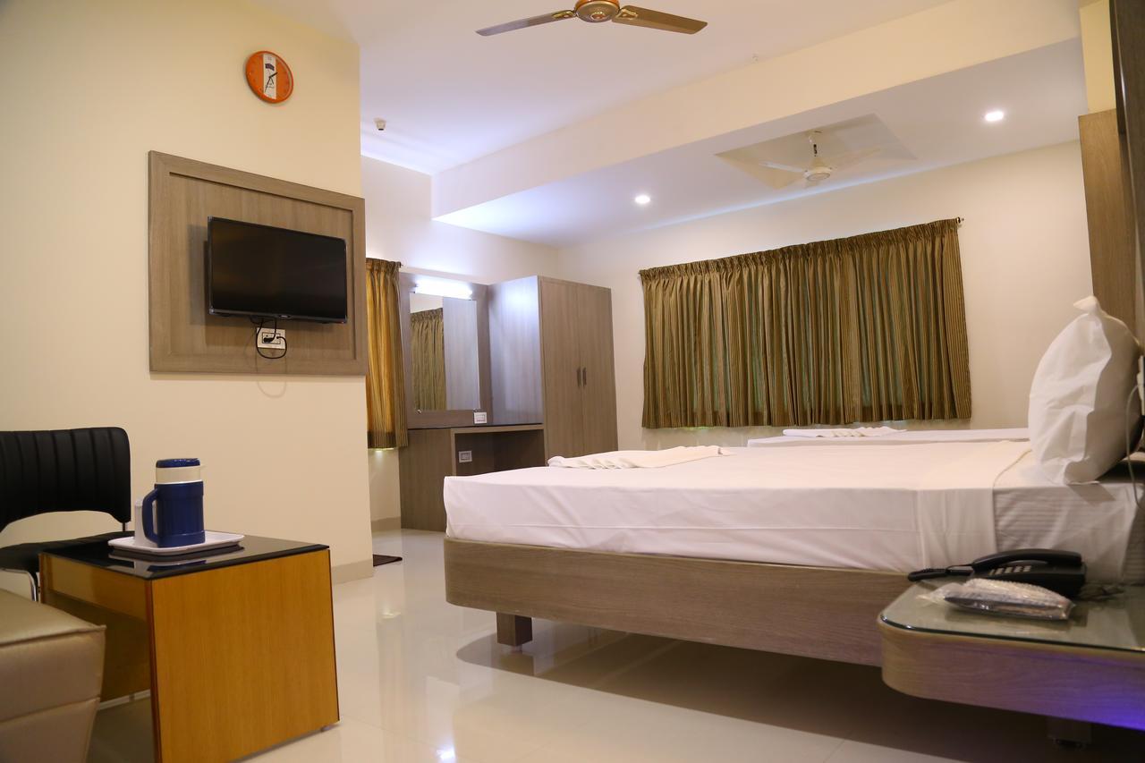 Hotel Gokulgrande Erode Extérieur photo
