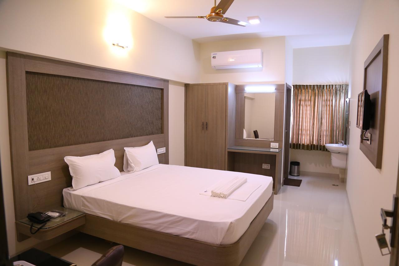 Hotel Gokulgrande Erode Extérieur photo