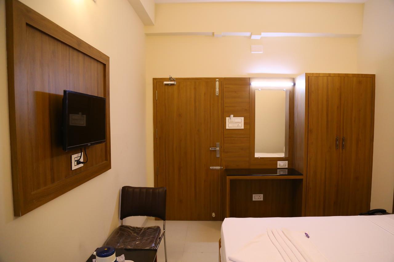 Hotel Gokulgrande Erode Extérieur photo